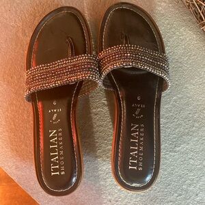 Size 9 Italian Shoemakers sparkling sandal wedges.